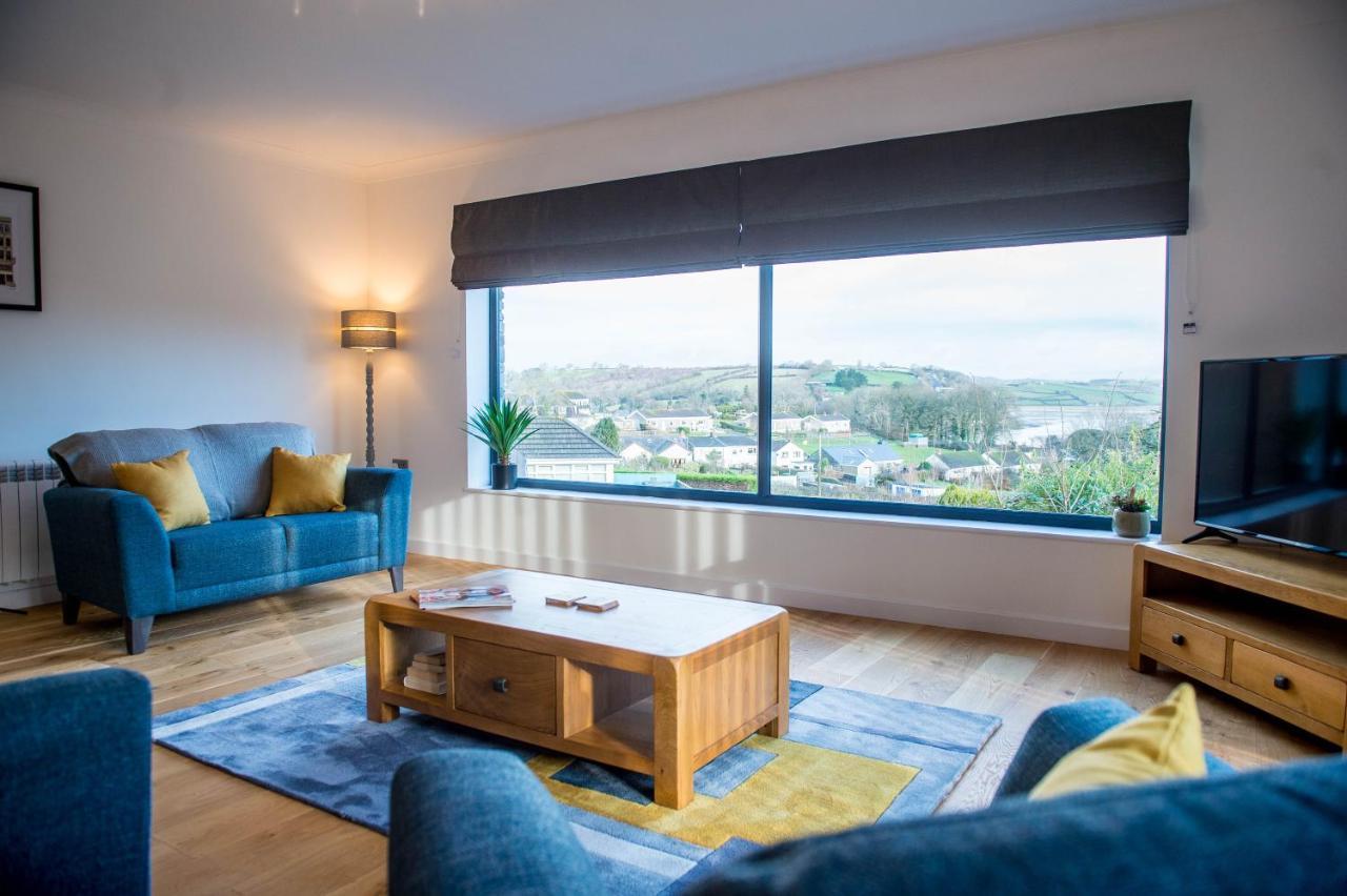 York Lodge- Spacious 3 Bed Bungalow With Wonderful Estuary Views 拉恩 外观 照片